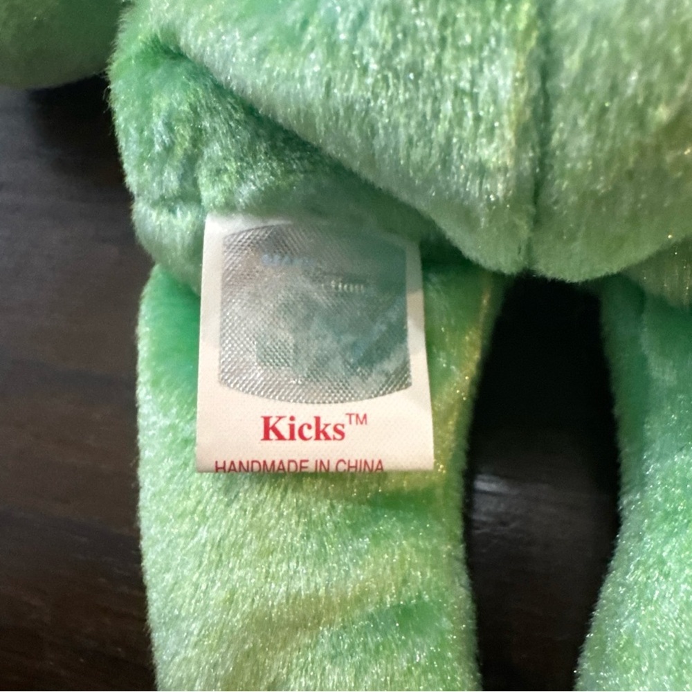 TY Beanie Baby - Kicks The Soccer Bear - Stuffed Animal Toy - Picture 3 of 7